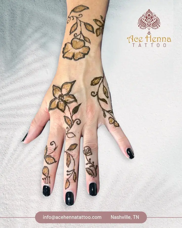 Custom henna design